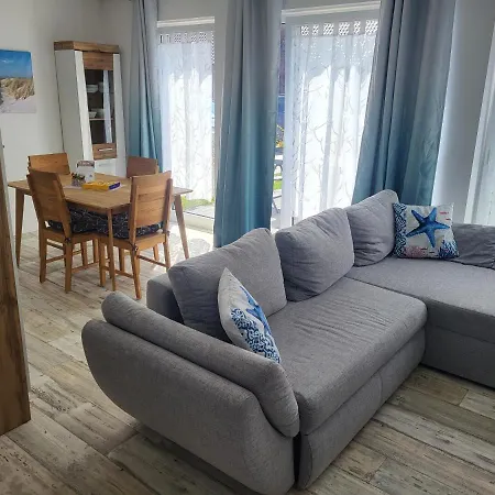 Ferienwohnung Seestern Im Haus-Нойхарлингерзиль Экстерьер фото
