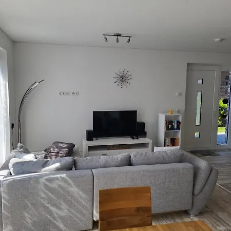 Ferienwohnung Seestern Im Haus-Нойхарлингерзиль Экстерьер фото